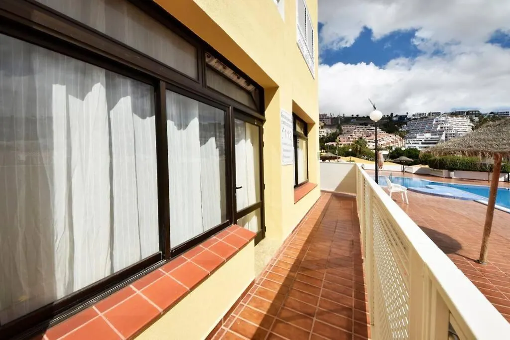Beach Adeje Apartment Адехе