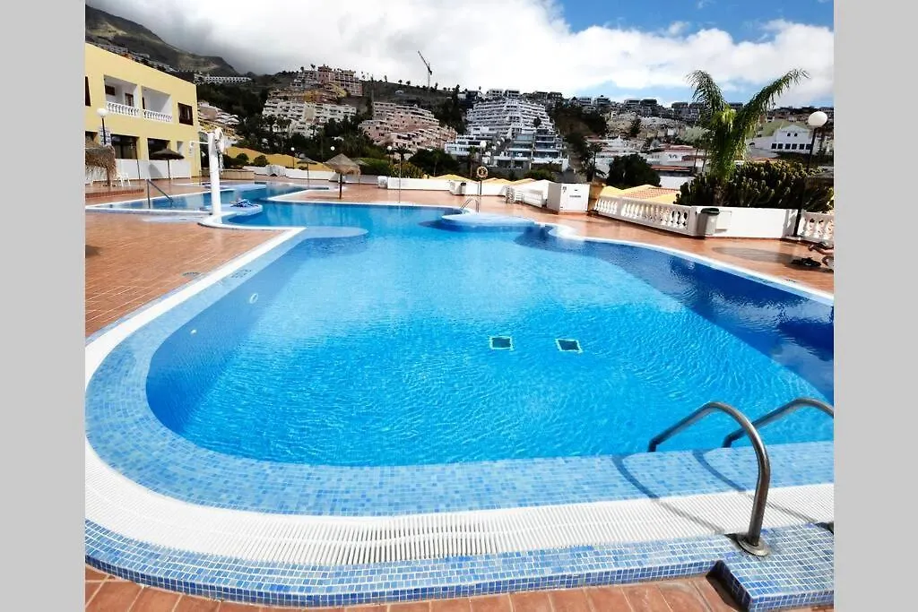 Beach Adeje Apartment Адехе