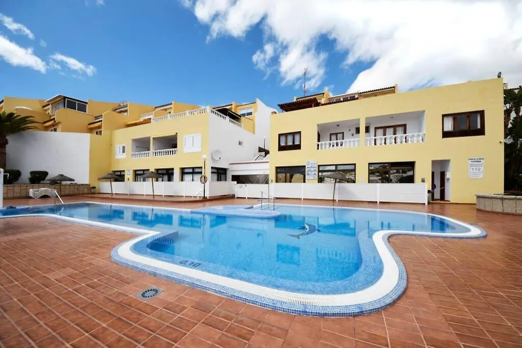 Beach Adeje Apartment Адехе