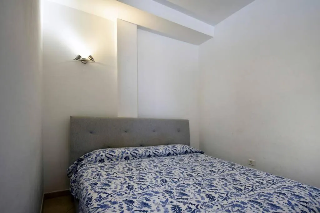 Beach Adeje Apartment Адехе