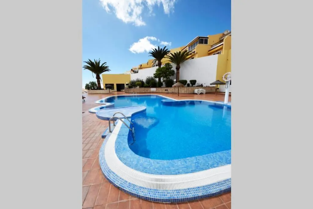 Beach Adeje Apartment أذيخي